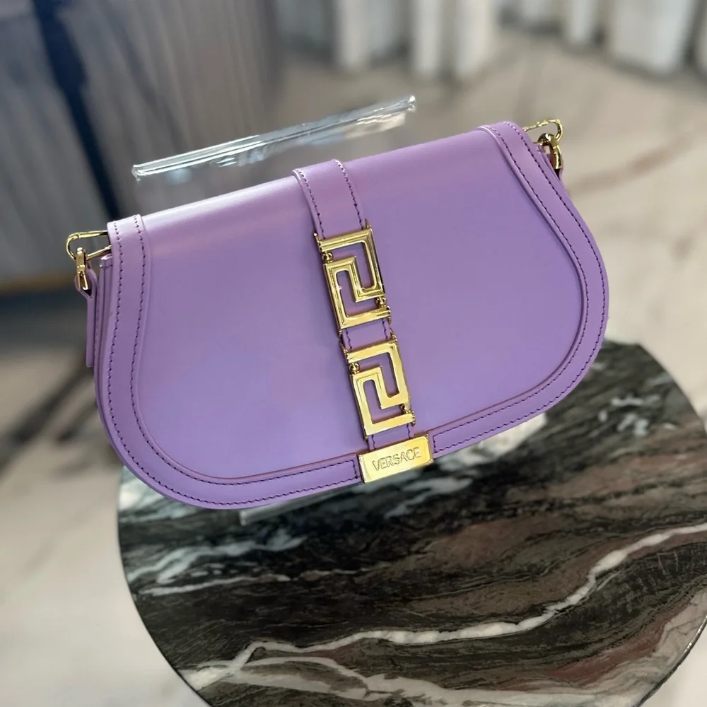 NWT Versace Greca Goddess Shoulder Bag in Baby Violet - Picture 1 of 12